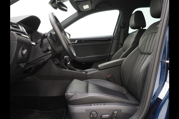 Škoda Superb Combi 1.4 TSI iV Laurin & Klement | Canton | Leder | Trekhaak | Memory | Virtual | Adaptive Cruise | Keyless | Carplay