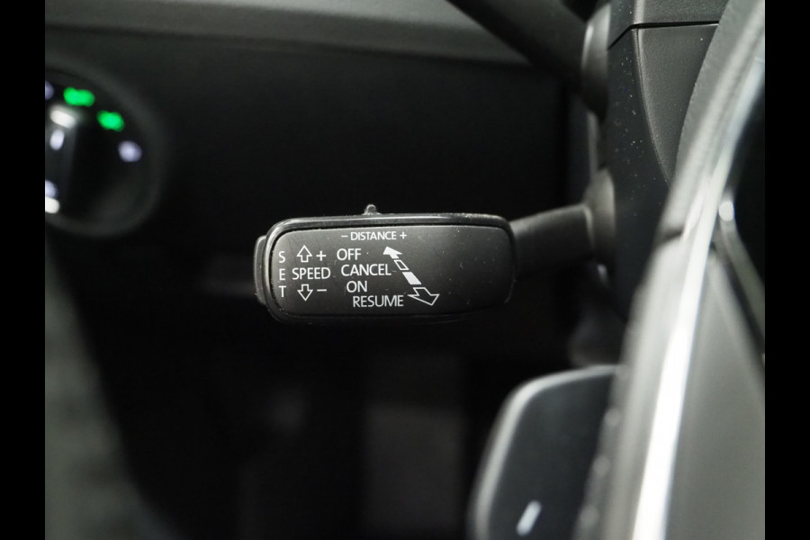 Škoda Superb Combi 1.4 TSI iV Laurin & Klement | Canton | Leder | Trekhaak | Memory | Virtual | Adaptive Cruise | Keyless | Carplay