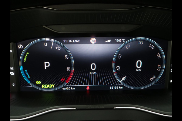 Škoda Superb Combi 1.4 TSI iV Laurin & Klement | Canton | Leder | Trekhaak | Memory | Virtual | Adaptive Cruise | Keyless | Carplay