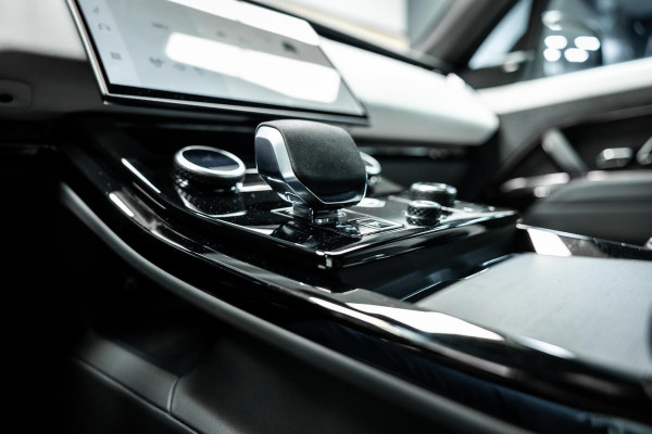 Land Rover Range Rover Sport 3.0 P510e First Edition | Meridian | Stoelverwarming en verkoeling  |