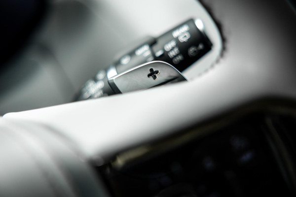 Land Rover Range Rover Sport 3.0 P510e First Edition | Meridian | Stoelverwarming en verkoeling  |