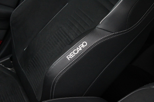 Ford Puma 1.5 EcoBoost ST-X | Winter Pack | Camera | Sper Differentieel | Bang & Olufsen | Launch Control | Zwart Dak |