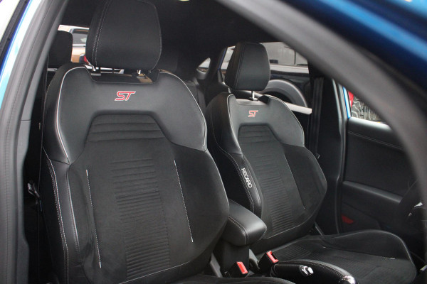 Ford Puma 1.5 EcoBoost ST-X | Winter Pack | Camera | Sper Differentieel | Bang & Olufsen | Launch Control | Zwart Dak |