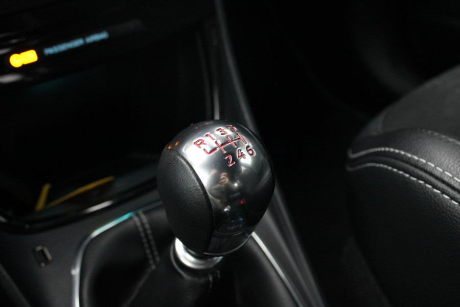 Ford Puma 1.5 EcoBoost ST-X | Winter Pack | Camera | Sper Differentieel | Bang & Olufsen | Launch Control | Zwart Dak |