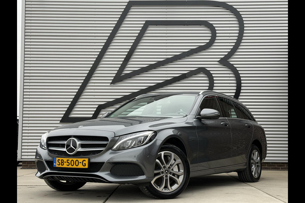 Mercedes-Benz C-Klasse Estate 350 e Premium Plus Leder,Navi,Trekhaak,Camera,Pdc V+A,280pk,Stoelverwarming,Lm velgen,N.A.P,Apk tot 04-2026