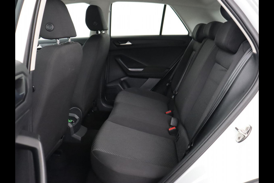 Volkswagen T-Roc 1.0 TSI | Adaptive cruise | Carplay | Airco | DAB | Bluetooth