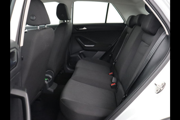 Volkswagen T-Roc 1.0 TSI | Adaptive cruise | Carplay | Airco | DAB | Bluetooth