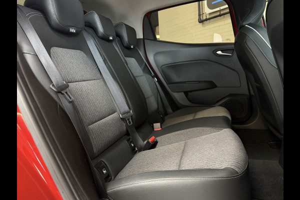 Renault Clio 1.0 TCe 90pk Intens | Navi | 360 | Stuur & Stoelverwarming | Carplay | 17" | Led | 100% onderhouden!