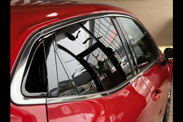 Renault Clio 1.0 TCe 90pk Intens | Navi | 360 | Stuur & Stoelverwarming | Carplay | 17" | Led | 100% onderhouden!