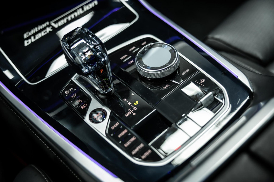 BMW X5 xDrive45e Executive | Head-up | 360 camera | Originele matte lak | Stuurverwarming |