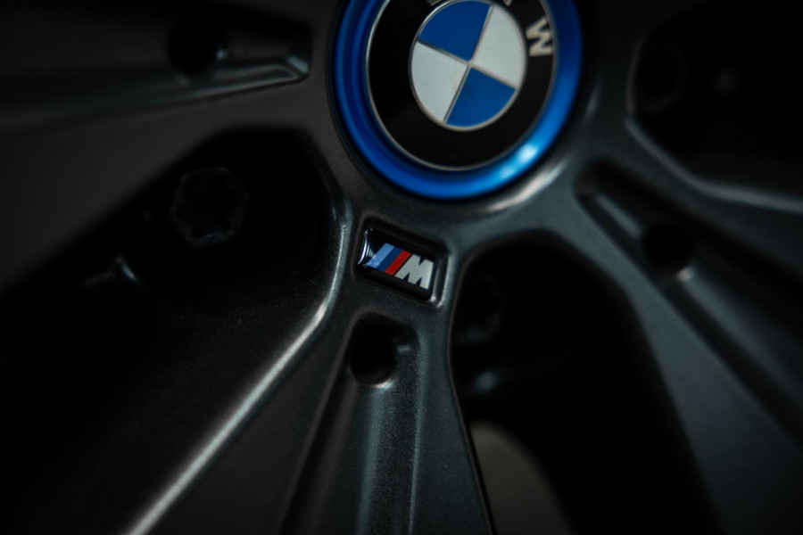 BMW X5 xDrive45e Executive | Head-up | 360 camera | Originele matte lak | Stuurverwarming |