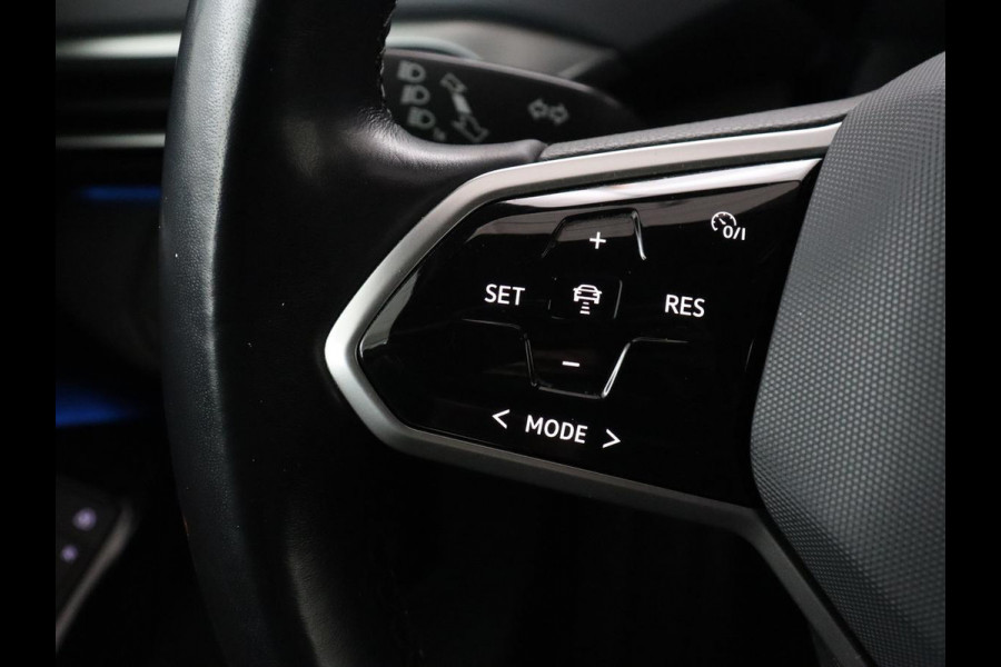Volkswagen ID.4 First 77 kWh | Trekhaak | Stoel & stuurverwarming | Adaptive cruise | Camera | Carplay | Half leder | Navigatie | 20'' | Full LED | Keyless | Climate control | Sfeerverlichting