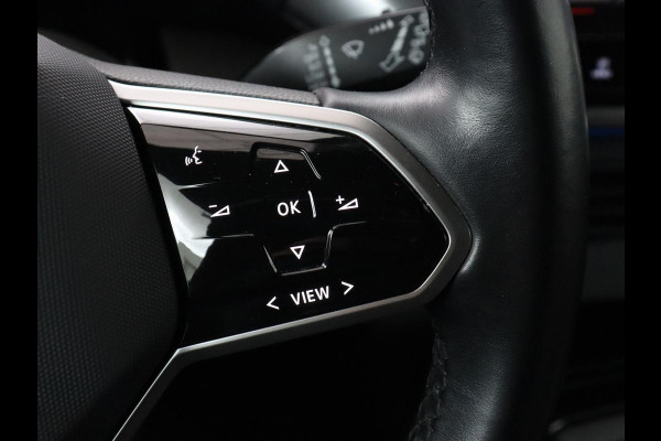 Volkswagen ID.4 First 77 kWh | Trekhaak | Stoel & stuurverwarming | Adaptive cruise | Camera | Carplay | Half leder | Navigatie | 20'' | Full LED | Keyless | Climate control | Sfeerverlichting