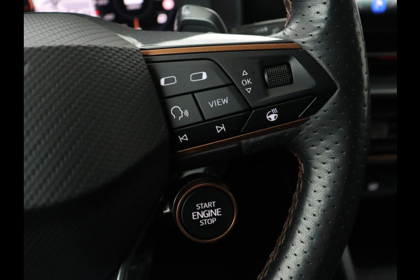CUPRA Leon 1.4 eHybrid VZ | 245pk | Panoramadak | Leder | Stoelverwarming | Adaptive cruise | Camera | Carplay | Navigatie | Sfeerverlichting | Memory | Sportstoelen | Full LED | PHEV | Plug In