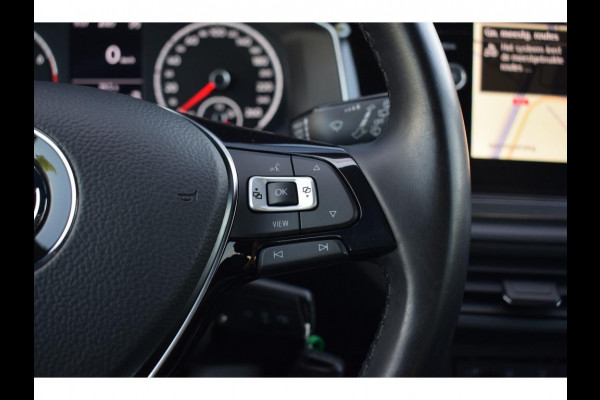 Volkswagen Polo 1.0 TSI Highline Business R | Apple CarPlay | Half Leer | Sportstoelen | Senoren