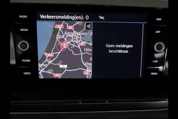 Volkswagen Polo 1.0 TSI Highline Business R 95 pk | Navigatie | Parkeersensoren | Autom. airco | Adaptieve cruise control | Voll. digitaal instrumentenpaneel |