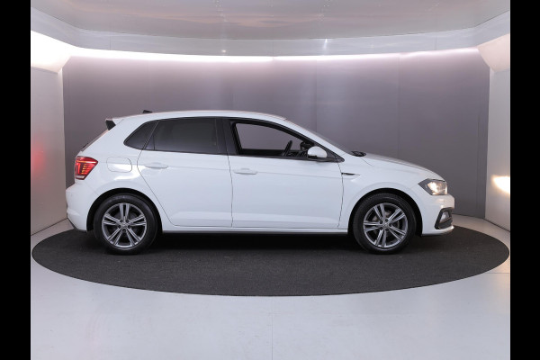 Volkswagen Polo 1.0 TSI Highline Business R 95 pk | Navigatie | Parkeersensoren | Autom. airco | Adaptieve cruise control | Voll. digitaal instrumentenpaneel |