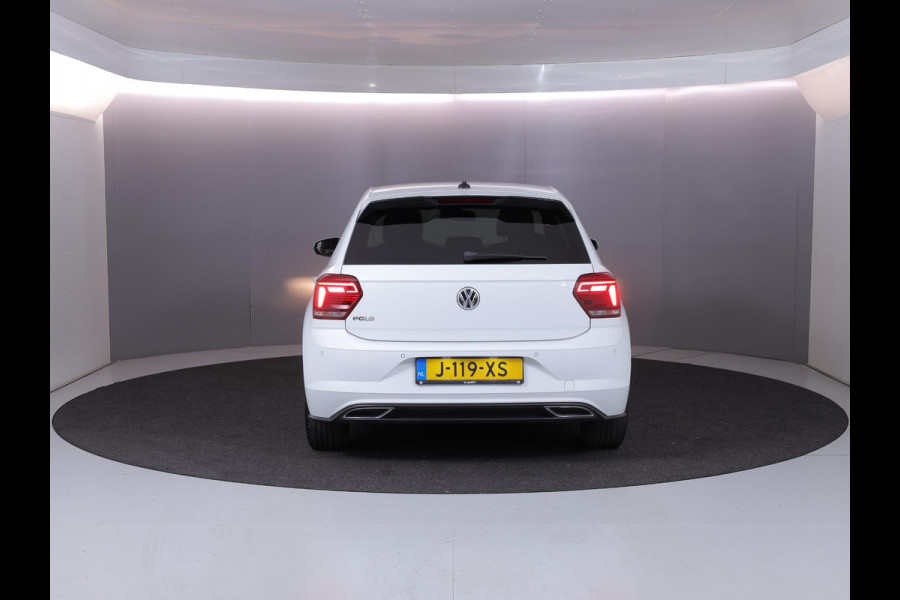 Volkswagen Polo 1.0 TSI Highline Business R 95 pk | Navigatie | Parkeersensoren | Autom. airco | Adaptieve cruise control | Voll. digitaal instrumentenpaneel |