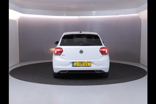 Volkswagen Polo 1.0 TSI Highline Business R 95 pk | Navigatie | Parkeersensoren | Autom. airco | Adaptieve cruise control | Voll. digitaal instrumentenpaneel |