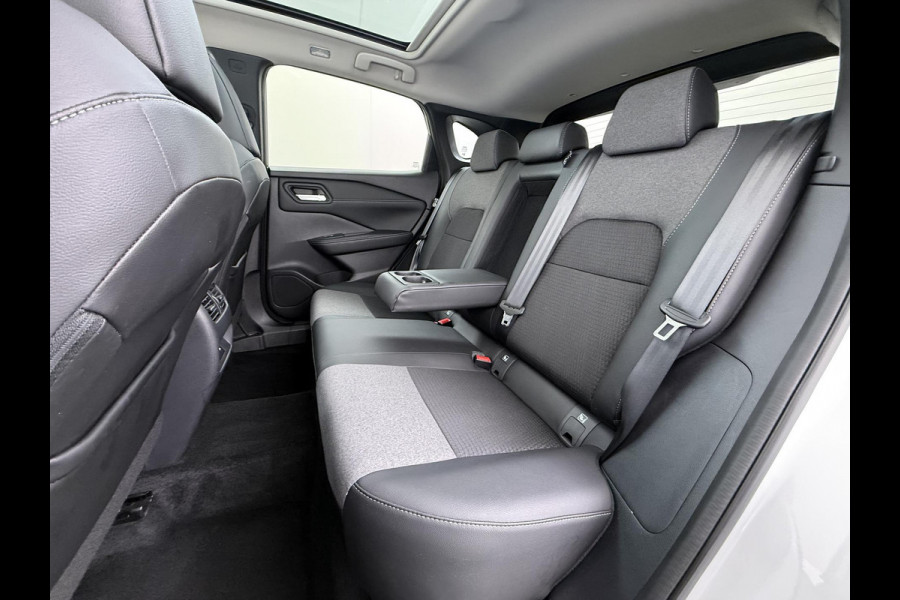 Nissan QASHQAI 1.3 MHEV Xtronic N-Connecta | FABRIEKSGARANTIE| PANO| VOORRUITVERWARMING| STOEL + STUUR VERWARMING| 360 CAMERA| DODE HOEK| HEAD-UP| ELEK. ACHTERKLEP