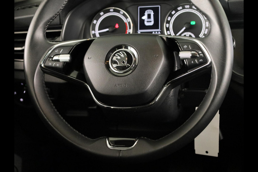 Škoda Kamiq 1.0 TSI Ambition 110 pk Automaat (DSG) | Verlengde garantie || Navigatie via App | Cruise control | LED koplampen | Apple Carplay/Android Auto |