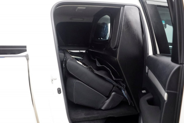 Toyota Hilux 2.4 D-4D-F 150pk E6 4WD 4x4 Automaat Double Cab Airco/Camera 11-2019