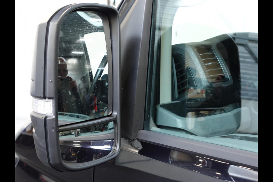 Volkswagen Crafter 2.0 TDI 177pk Automaat L3H3 / L2H2 Highline Airco App-connect ACC Camera Trekhaak