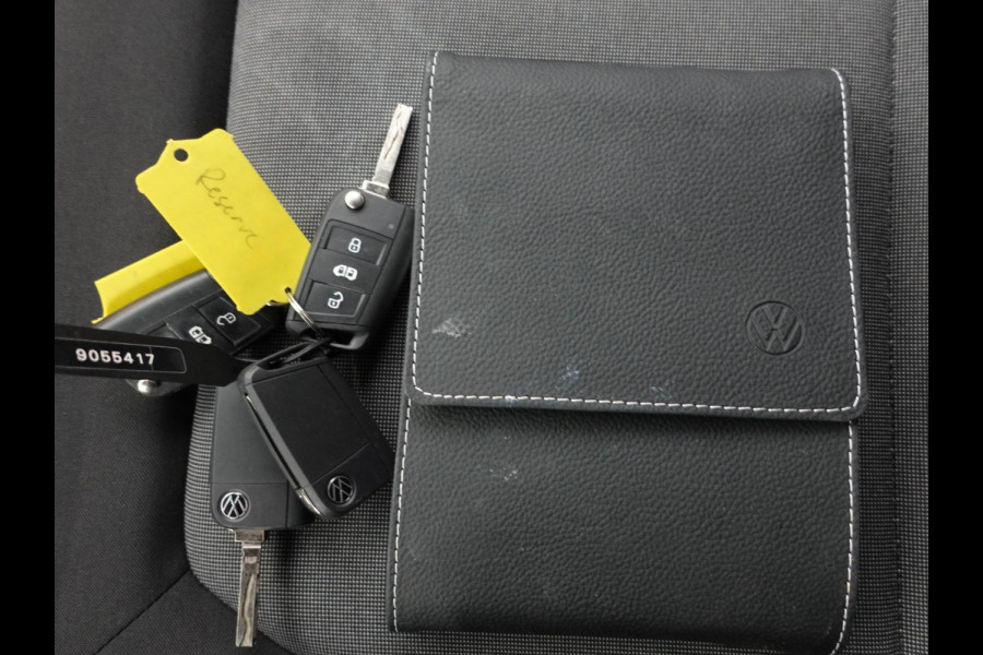 Volkswagen Crafter 2.0 TDI 177pk Automaat L3H3 / L2H2 Highline Airco App-connect ACC Camera Trekhaak