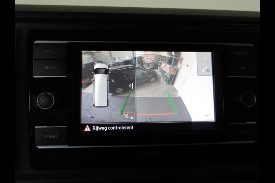 Volkswagen Crafter 2.0 TDI 177pk Automaat L3H3 / L2H2 Highline Airco App-connect ACC Camera Trekhaak