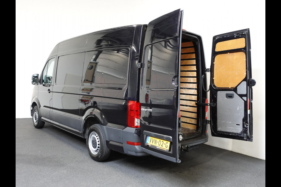 Volkswagen Crafter 2.0 TDI 177pk Automaat L3H3 / L2H2 Highline Airco App-connect ACC Camera Trekhaak
