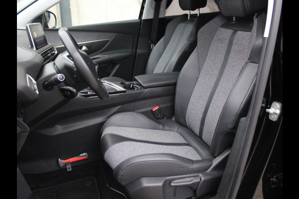 Peugeot 3008 1.2 PureTech Allure | DEALER ONDERHOUDEN | AFNEEMBARE TREKHAAK | NAVIGATIE |