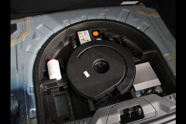 Ford Focus 155pk Hybrid Automaat Active X Navigatie Climate Control Camera Parkeer sensoren B&O Dab Led Lichtmetalen velgen