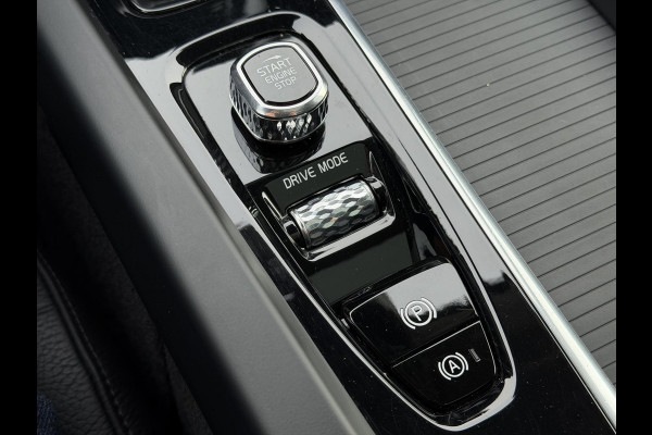 Volvo XC60 2.0 Recharge T6 AWD Inscription 1e Eigenaar|Pano|Leder|Navi|340pk|PDC|Dealer Onderhouden|N.A.P|APK tot 11-2026