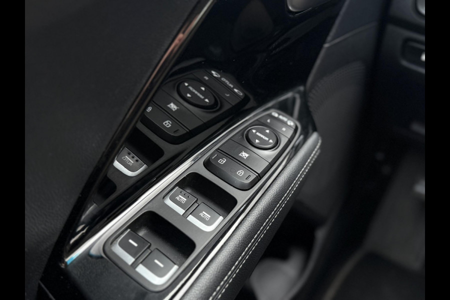 Kia Niro 1.6 GDi Hybrid ExecutiveLine 2e Eigenaar,Navi,Leder,Camera,Clima,Cruise,PDC V+A,Dealer Onderhouden,Apk tot 02-2027