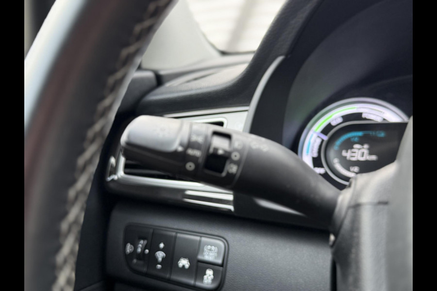 Kia Niro 1.6 GDi Hybrid ExecutiveLine 2e Eigenaar,Navi,Leder,Camera,Clima,Cruise,PDC V+A,Dealer Onderhouden,Apk tot 02-2027