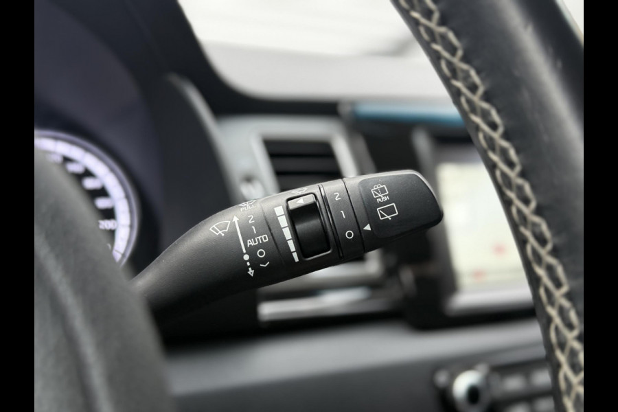 Kia Niro 1.6 GDi Hybrid ExecutiveLine 2e Eigenaar,Navi,Leder,Camera,Clima,Cruise,PDC V+A,Dealer Onderhouden,Apk tot 02-2027