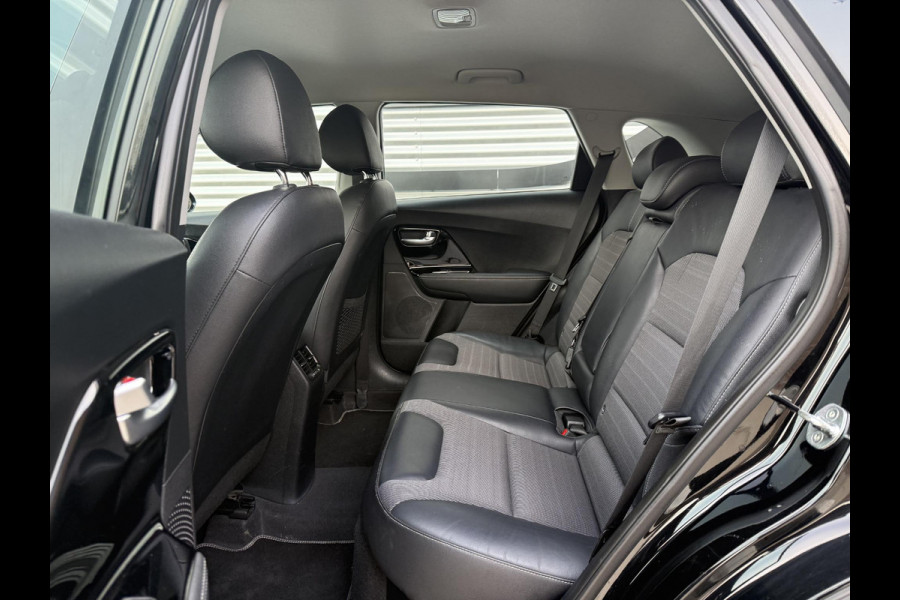 Kia Niro 1.6 GDi Hybrid ExecutiveLine 2e Eigenaar,Navi,Leder,Camera,Clima,Cruise,PDC V+A,Dealer Onderhouden,Apk tot 02-2027