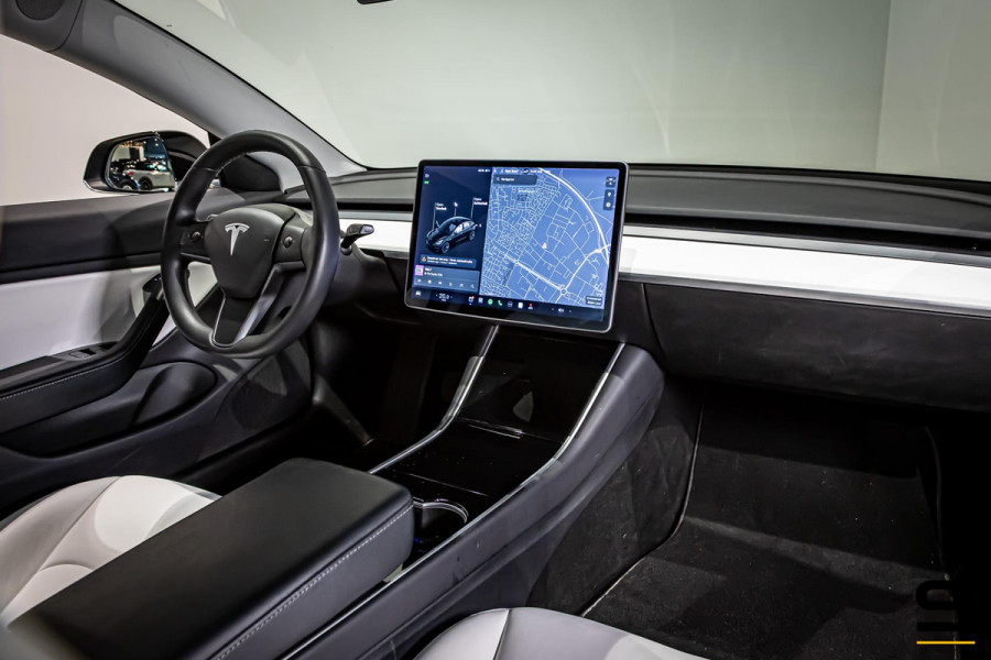 Tesla Model 3 Standard RWD Plus 60 kWh|NAP|Leder|FullOptions