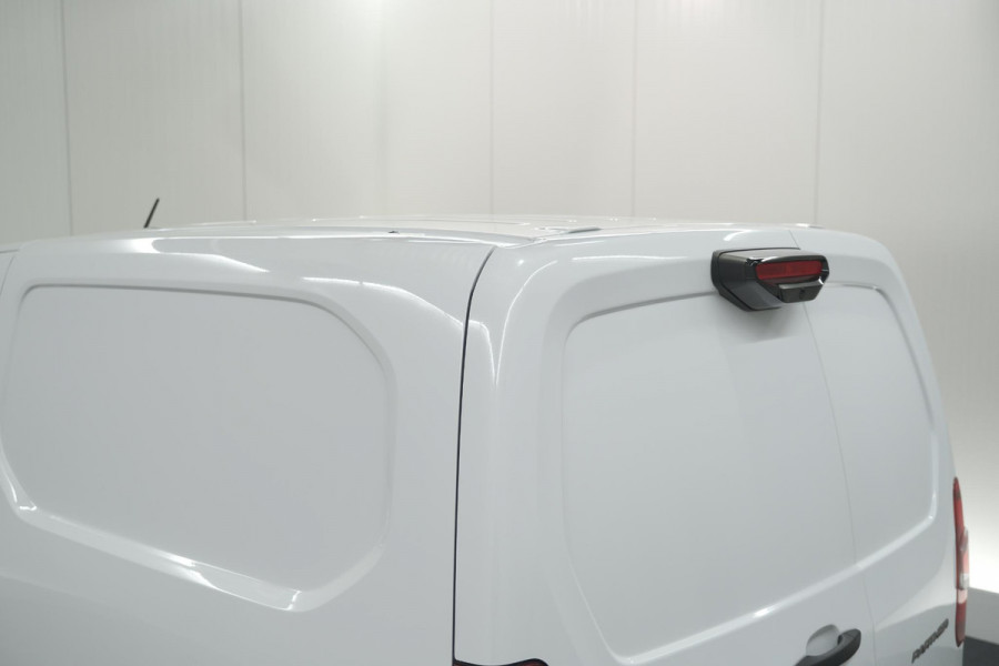 Peugeot Partner 1.5 BlueHDi 100 S&S L1 | Trekhaak | Camera | Dodehoekdetectie | Laadruimte-Pakket