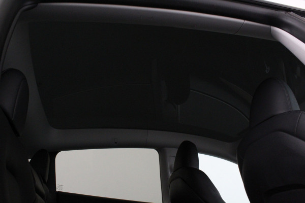 Tesla Model Y RWD 58 kWh Midnight Cherry Red/20inch/Trekhaak/Premium interieur