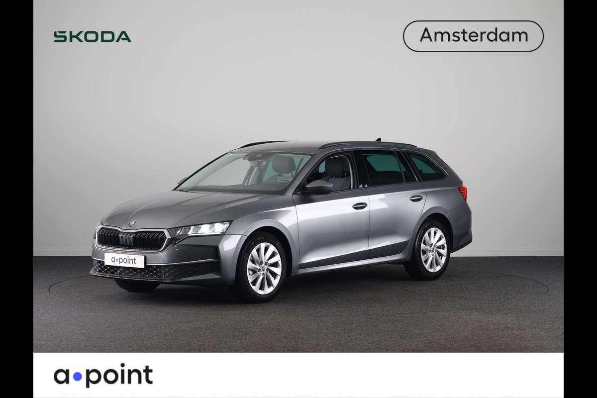 Škoda Octavia Combi 1.5 TSI MHEV First Edition 115pk | Climatronic | 17 inch Lichtmetalen velgen | Parkeercamera achter | Navigatie