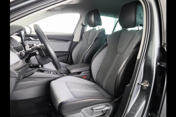 Škoda Octavia Combi 1.5 TSI MHEV First Edition 115pk | Climatronic | 17 inch Lichtmetalen velgen | Parkeercamera achter | Navigatie