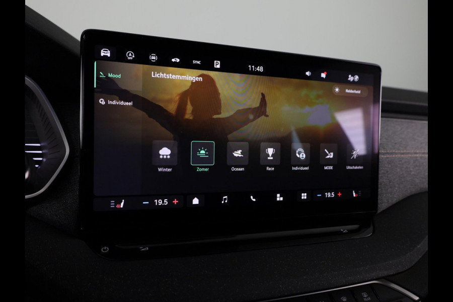 Škoda Octavia Combi 1.5 TSI MHEV First Edition 115pk | Climatronic | 17 inch Lichtmetalen velgen | Parkeercamera achter | Navigatie