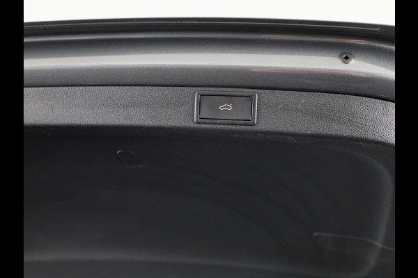 Škoda Octavia Combi 1.5 TSI MHEV First Edition 115pk | Climatronic | 17 inch Lichtmetalen velgen | Parkeercamera achter | Navigatie