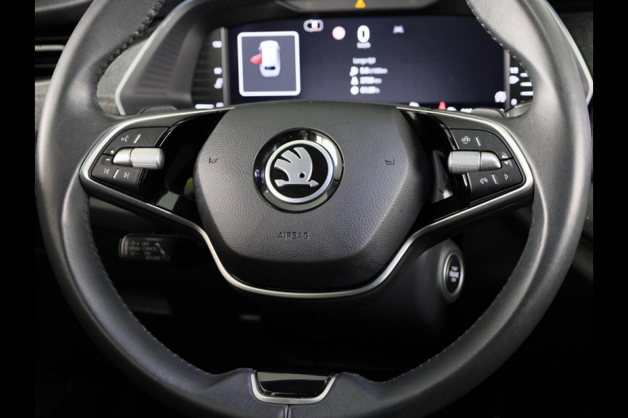 Škoda Octavia Combi 1.5 TSI MHEV First Edition 115pk | Climatronic | 17 inch Lichtmetalen velgen | Parkeercamera achter | Navigatie