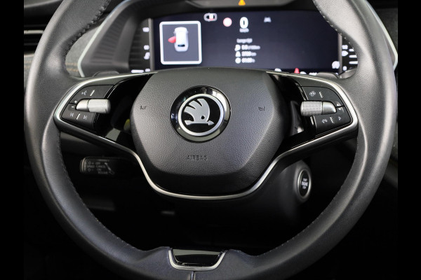 Škoda Octavia Combi 1.5 TSI MHEV First Edition 115pk | Climatronic | 17 inch Lichtmetalen velgen | Parkeercamera achter | Navigatie