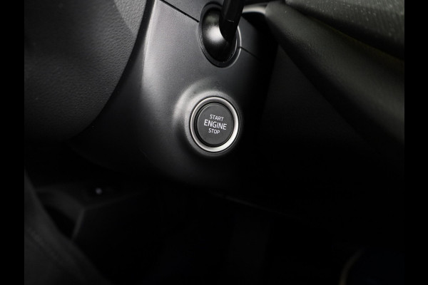 Škoda Octavia Combi 1.5 TSI MHEV First Edition 115pk | Climatronic | 17 inch Lichtmetalen velgen | Parkeercamera achter | Navigatie