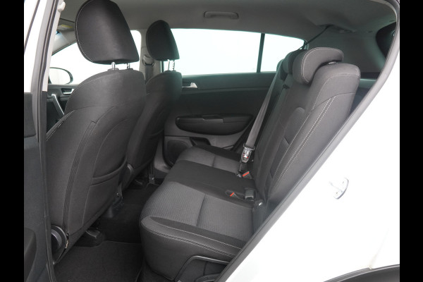 Kia Sportage 1.6 GDI DynamicLine - Cruise Control - Climate Control - Lichtmetalen Velgen 17'' - Navigatie - Fabrieksgarantie Tot 2026 T/M 19-10