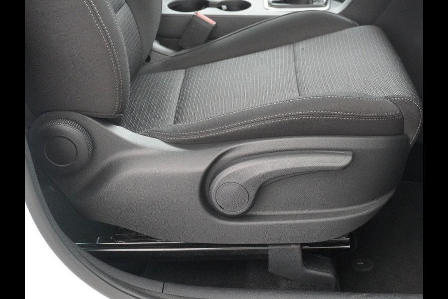Kia Sportage 1.6 GDI DynamicLine - Cruise Control - Climate Control - Lichtmetalen Velgen 17'' - Navigatie - Fabrieksgarantie Tot 2026 T/M 19-10