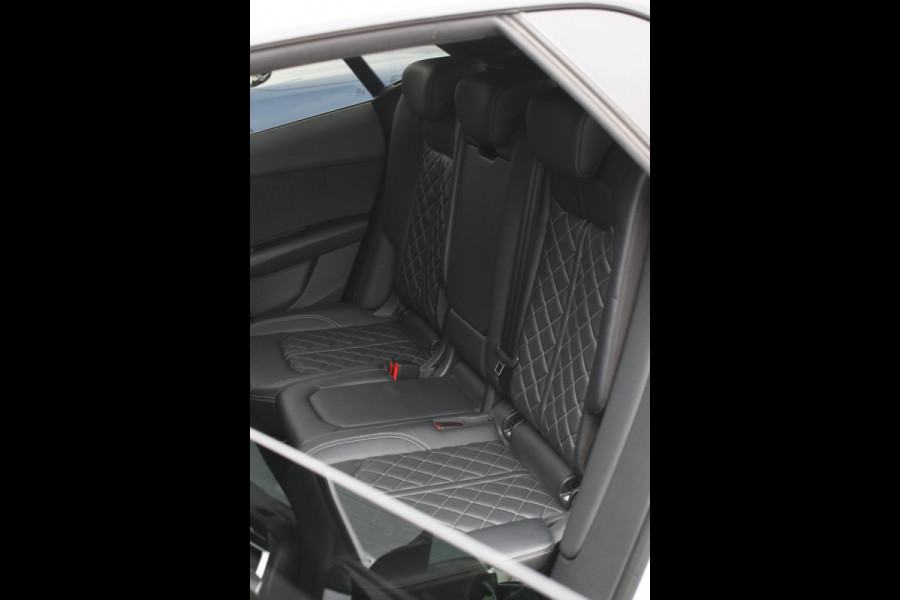 Audi Q8 60 TFSI e Quattro Competition *Pano*RS-Stoelen*B&O*Soft-Close*ABT*